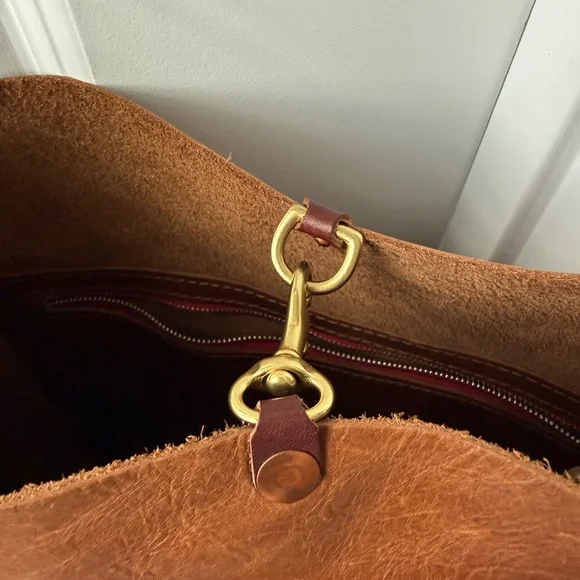 Meanwhile Back on the Farm Leather Carryall - Picture 6 of 13